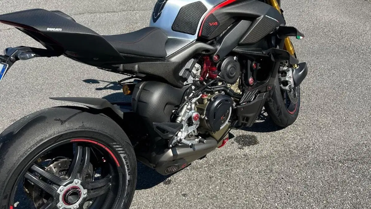 Ducati Streetfighter V4 1100 SP (2022)  (8)