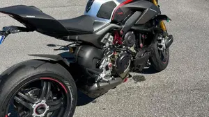 Ducati Streetfighter V4 1100 SP (2022)  (8)
