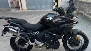 CFMOTO 700MT Adventure (2025 - 26) 