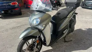 Yamaha Xenter 125 (2017 - 20)  (9)