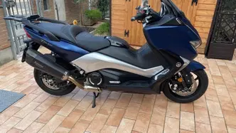 Yamaha T-Max 530 DX (2017 - 19) usata