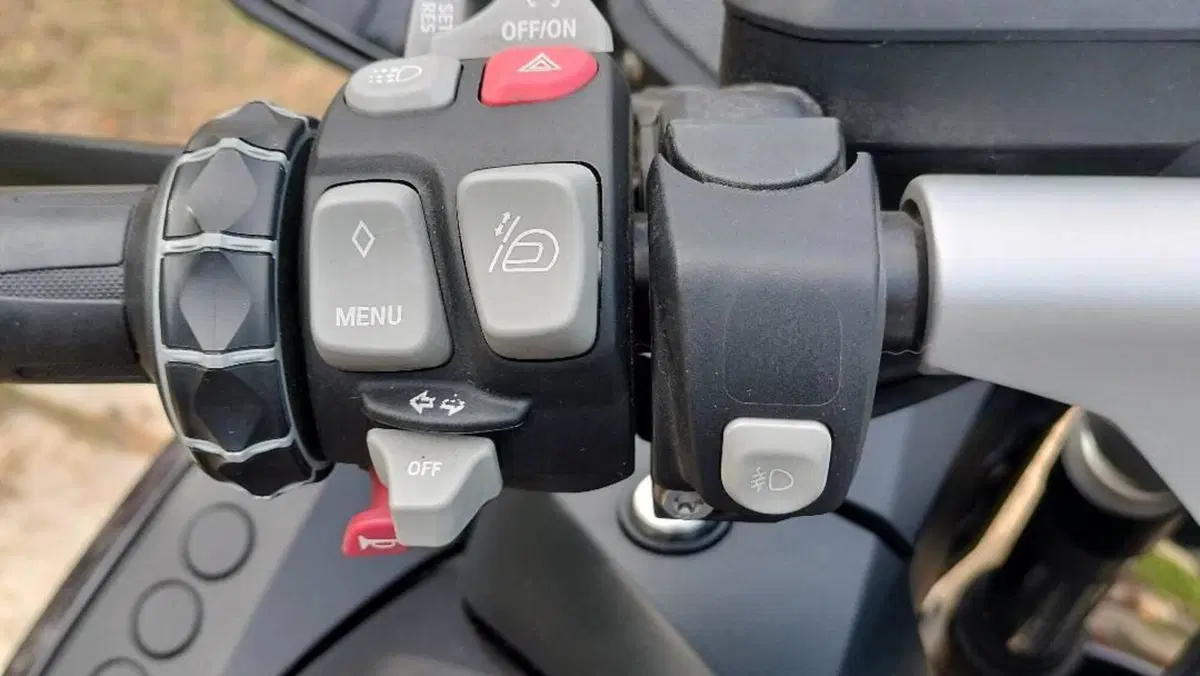 Bmw R 1200 RT (2014 - 16)  (11)