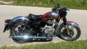 Royal Enfield Classic 350 (2021 - 26) 