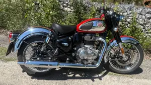 Royal Enfield Classic 350 (2021 - 26)  (3)