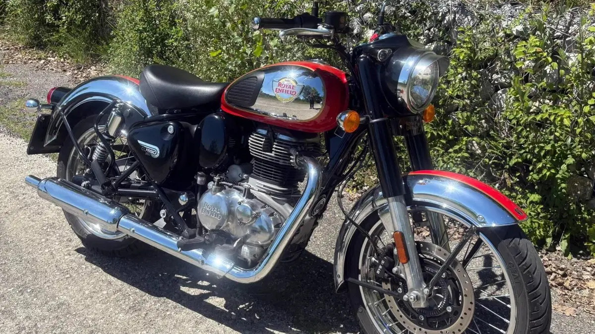 Royal Enfield Classic 350 (2021 - 26)  (4)
