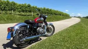 Royal Enfield Classic 350 (2021 - 26)  (5)