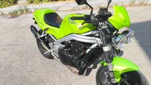 Triumph Speed Triple 955 (1998 - 01) 