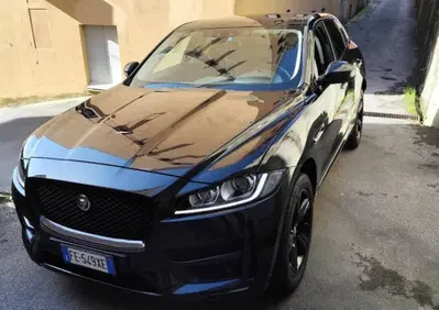 Jaguar F-Pace 2.0 D 180 CV aut. R-Sport (4)