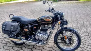Royal Enfield Bullet 350 (2024 - 26)  (2)