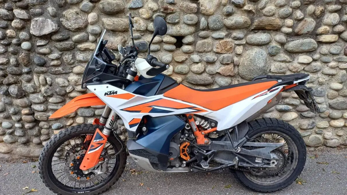 KTM 890 Adventure R (2023 - 24)  (2)