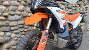 KTM 890 Adventure R (2023 - 24)  (3)
