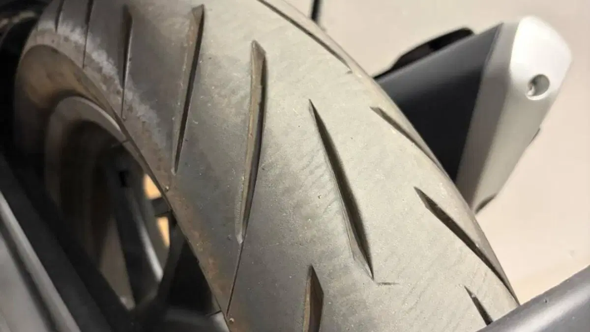 Benelli Leoncino 125 (2022 - 25)  (8)
