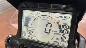 Honda X-ADV 750 (2017)  (8)