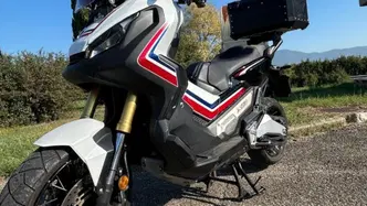 Honda X-ADV 750 (2017) usata