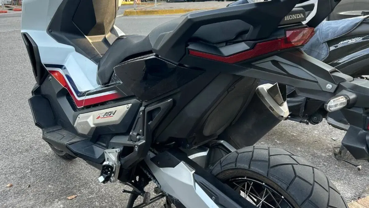 Honda X-ADV 750 (2017)  (4)