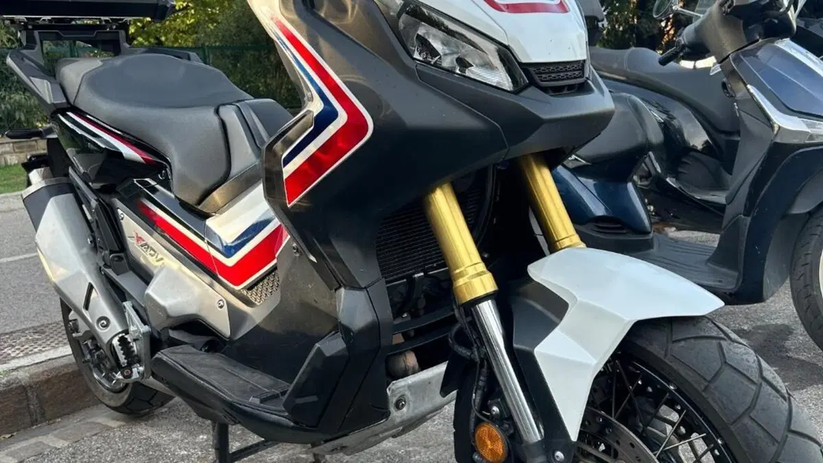 Honda X-ADV 750 (2017)  (6)