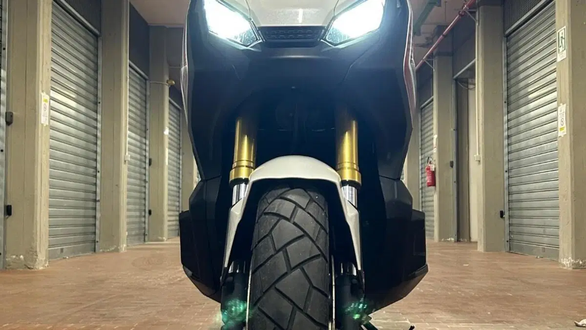 Honda X-ADV 750 (2017)  (7)