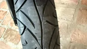 Moto Guzzi V7 III Stone (2017 - 20)  (6)