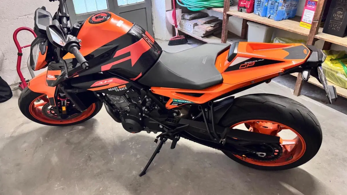 KTM 890 Duke GP (2022 - 23)  (6)