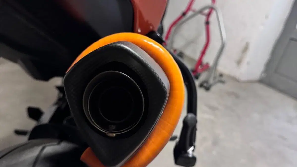 KTM 890 Duke GP (2022 - 23)  (10)