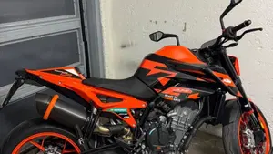 KTM 890 Duke GP (2022 - 23)  (2)