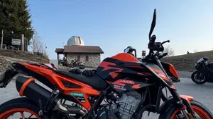 KTM 890 Duke GP (2022 - 23)  (14)