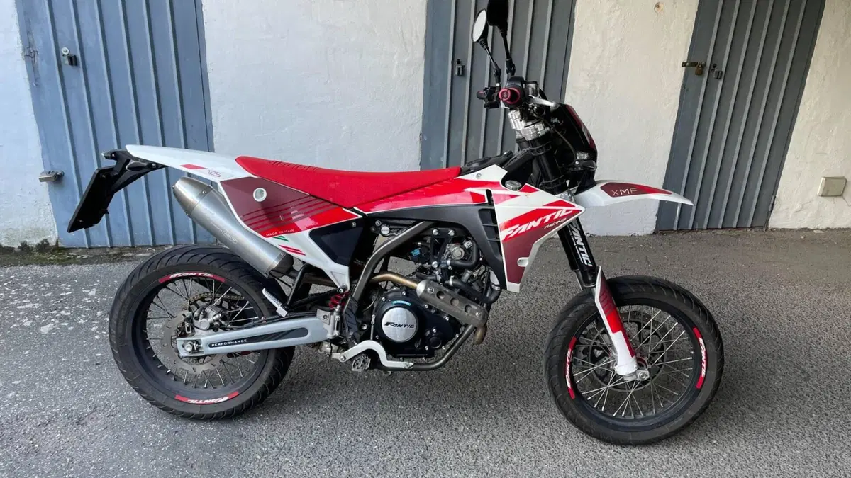 Fantic Motor XMF 125 Motard Performance 4T (2023 - 24) 