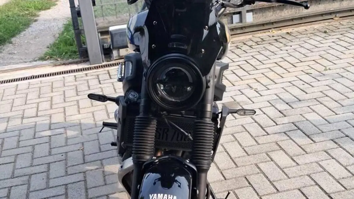 Yamaha XSR 700 (2022 - 26)  (4)