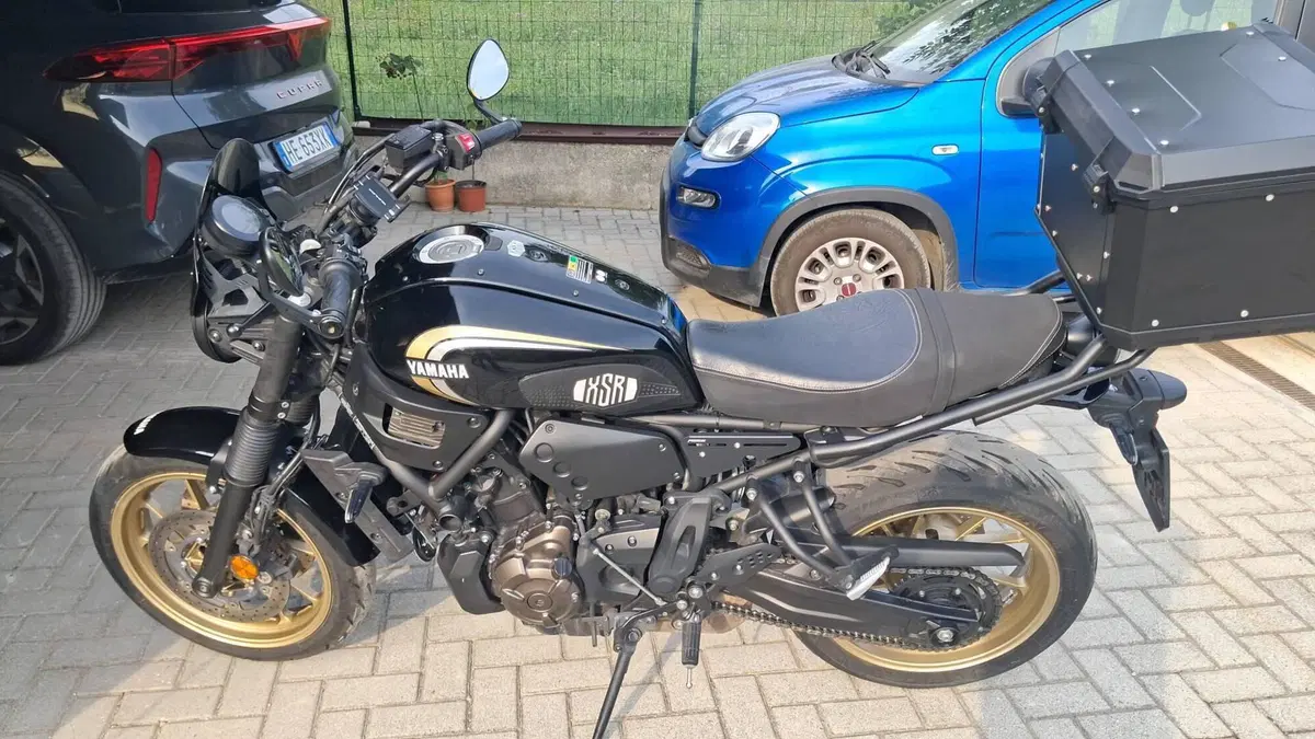 Yamaha XSR 700 (2022 - 26)  (5)