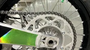 Kawasaki KX250F (2027)  (4)