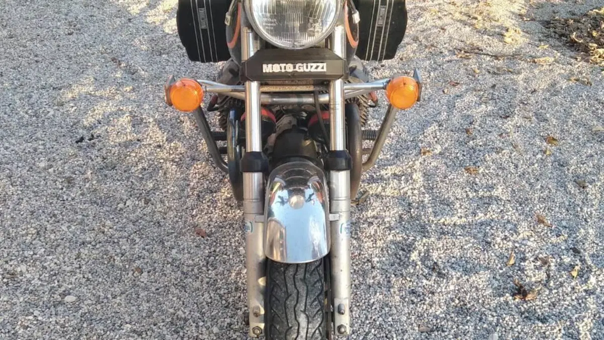 Moto Guzzi   (3)