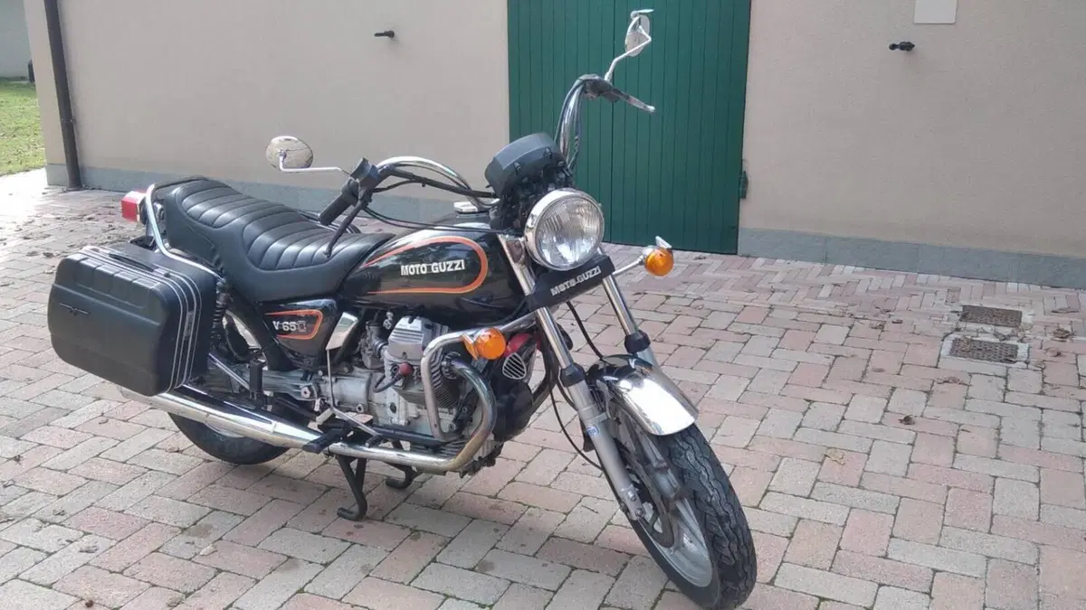 Moto Guzzi   (6)