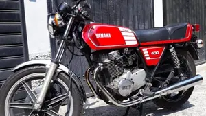 Yamaha   (2)