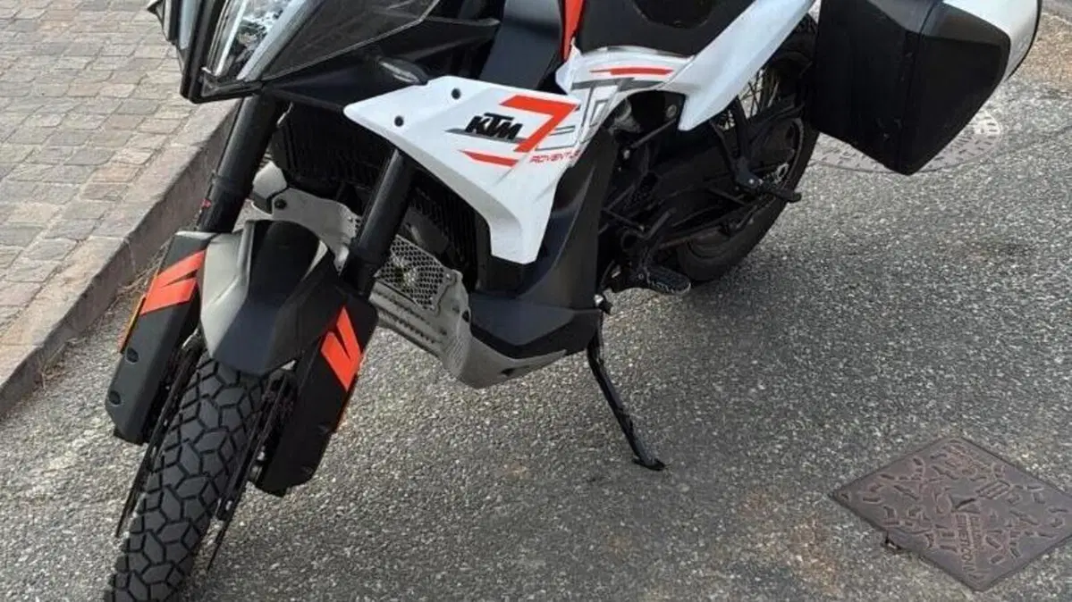 KTM 790 Adventure (2023 - 24) 