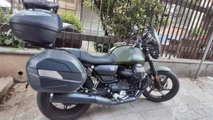Moto Guzzi V7 Stone (2021 - 24)  (4)