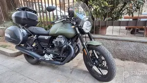Moto Guzzi V7 Stone (2021 - 24)  (5)