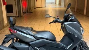 Yamaha X-Max 400 ABS (2013 - 16)  (2)