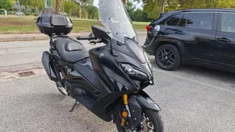 Yamaha T-Max 560 Tech Max (2022 - 24) usata