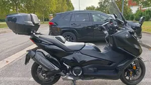 Yamaha T-Max 560 Tech Max (2022 - 24)  (8)