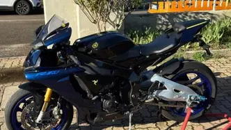 Yamaha YZF R1 M (2017 - 19) usata