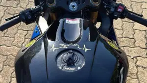 Yamaha YZF R1 M (2017 - 19)  (5)