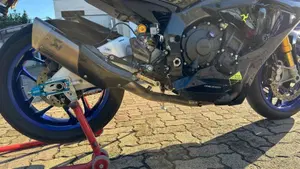 Yamaha YZF R1 M (2017 - 19)  (6)