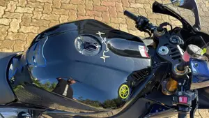 Yamaha YZF R1 M (2017 - 19)  (9)