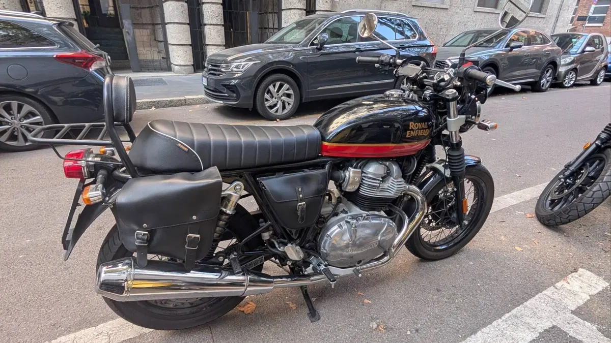 Royal Enfield Interceptor 650 (2021 - 26)  (3)