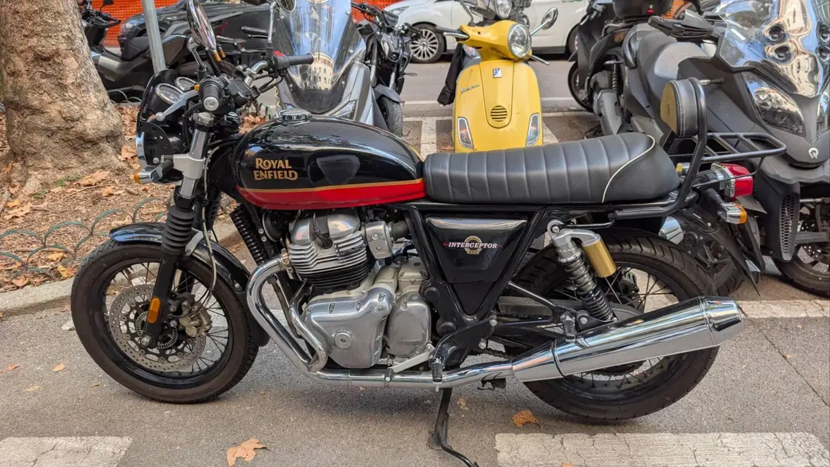 Royal Enfield Interceptor 650 (2021 - 26)  (4)