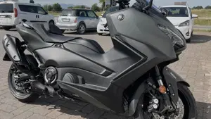 Yamaha T-Max 560 (2025 - 26) 