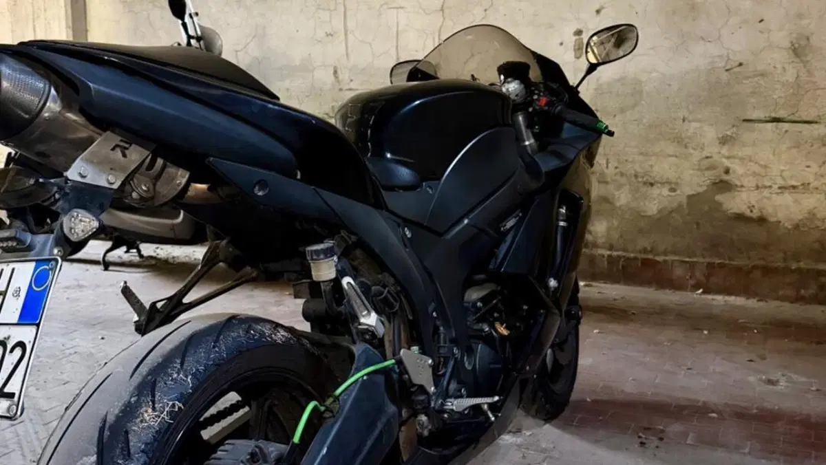 Kawasaki Ninja 600 ZX-6R (2007 - 08)  (4)