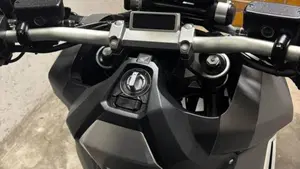 Honda X-ADV 750 (2017)  (3)
