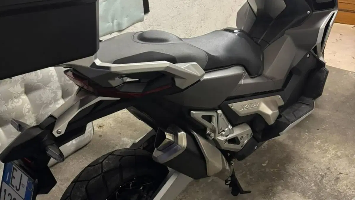Honda X-ADV 750 (2017)  (4)