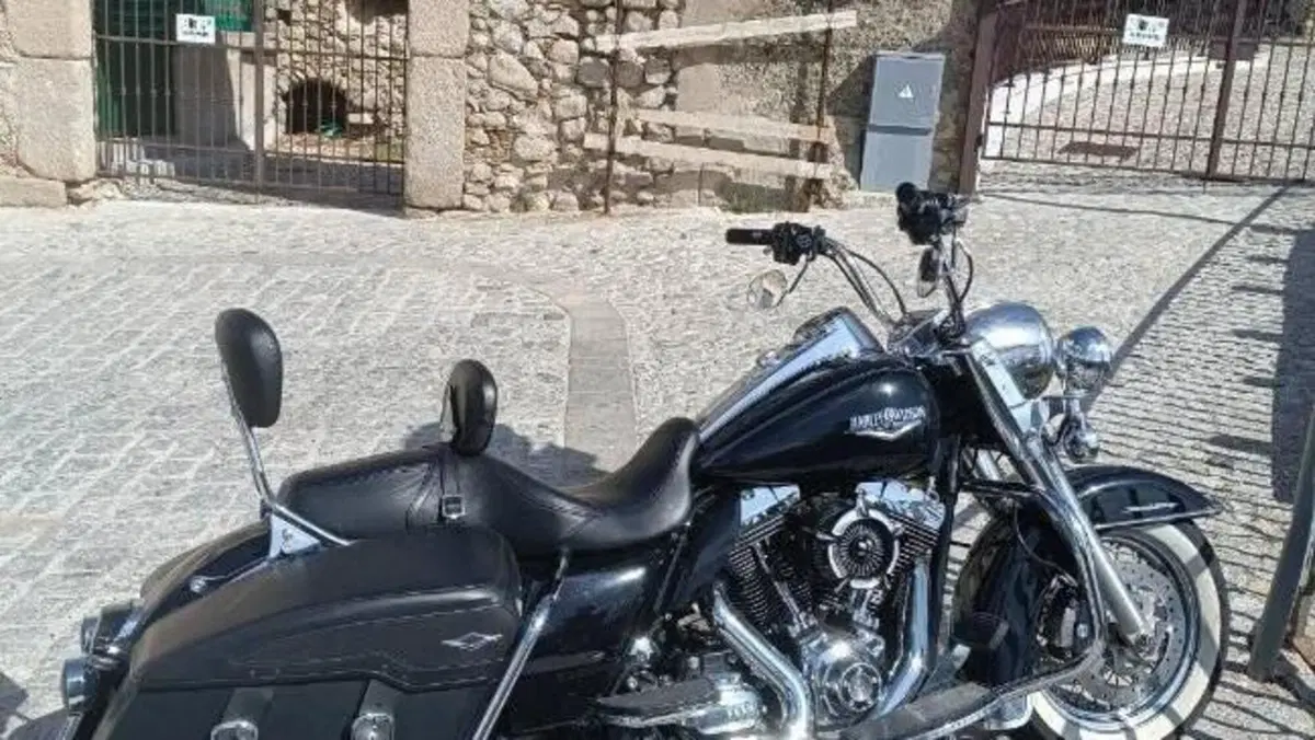 Harley-Davidson 103 Road King Classic (2011 - 13) - FLHRC  (2)